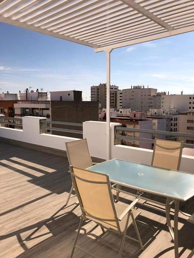 Appartamento Luxury Attics Avenida Italia Parking Incluido Huelva Esterno foto