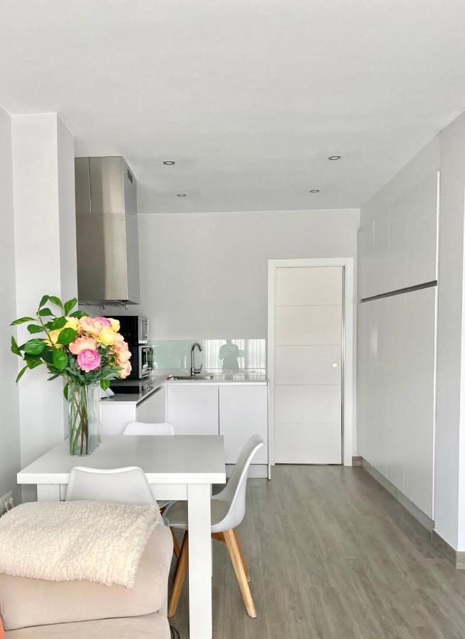 Appartamento Luxury Attics Avenida Italia Parking Incluido Huelva Esterno foto