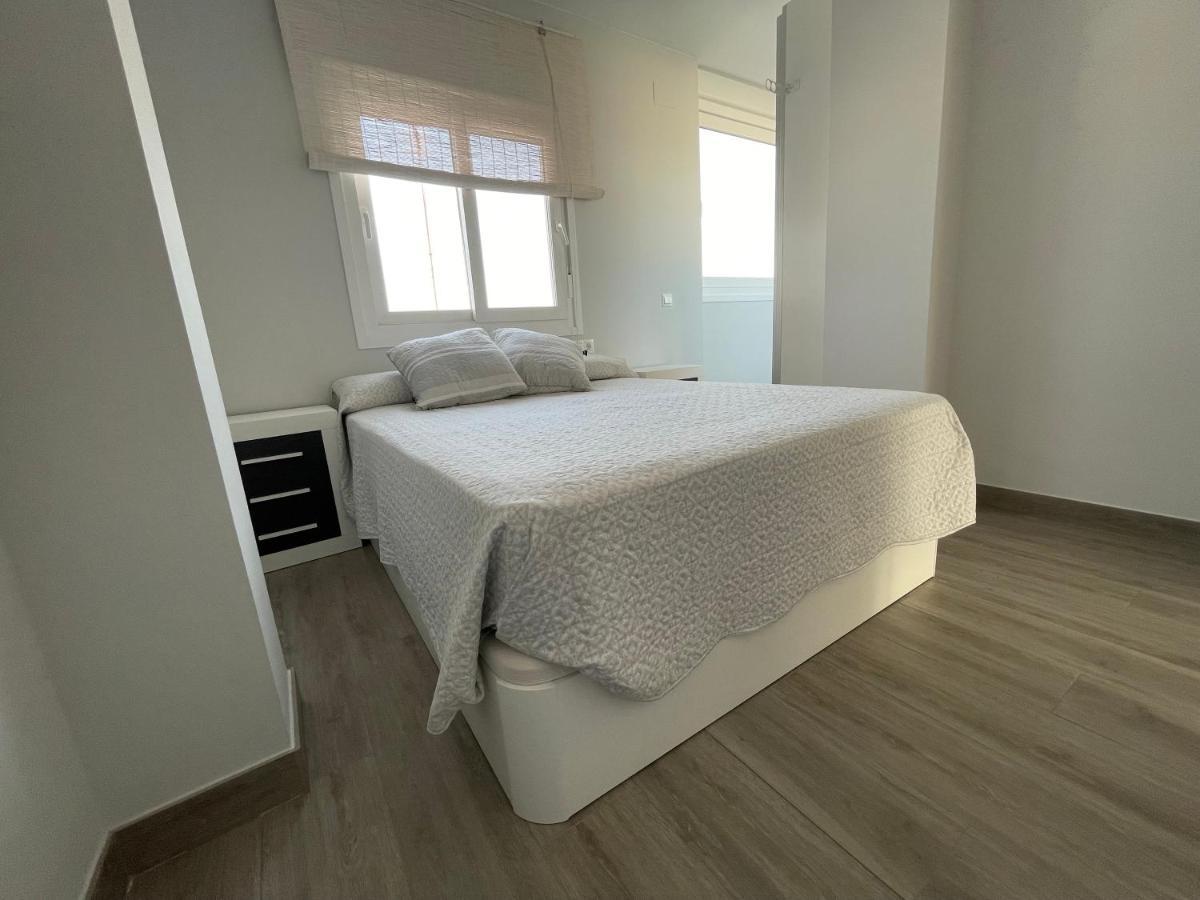 Appartamento Luxury Attics Avenida Italia Parking Incluido Huelva Esterno foto