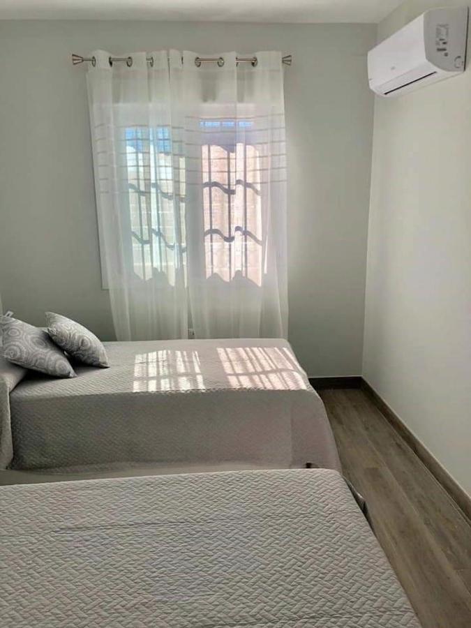 Appartamento Luxury Attics Avenida Italia Parking Incluido Huelva Esterno foto
